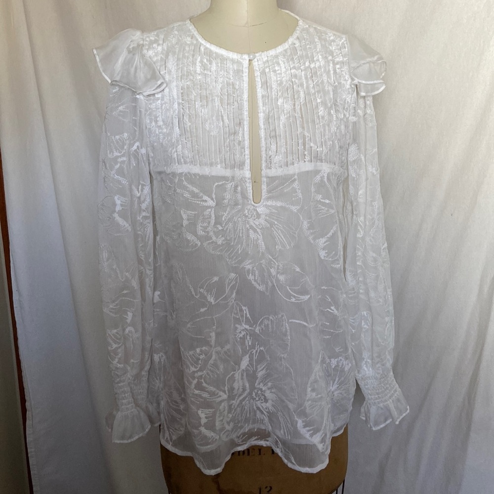 Woman’s blouse